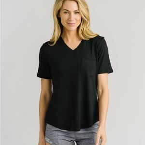 Zyia Go To Pocket V-neck